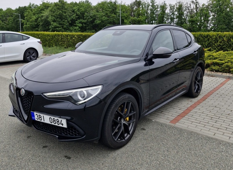 Alfa Romeo Stelvio VELOCE