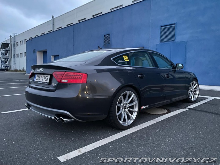Audi A5  2012