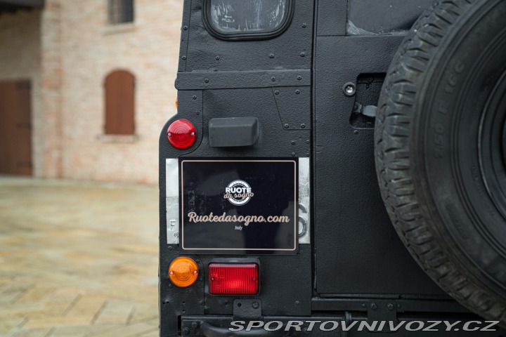 Ostatní značky Ostatní modely Land Rover DEFENDER 1985