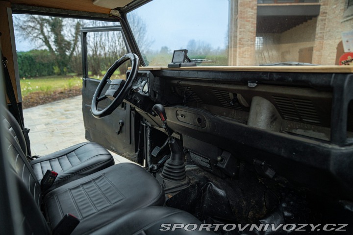 Ostatní značky Ostatní modely Land Rover DEFENDER 1985