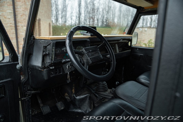 Ostatní značky Ostatní modely Land Rover DEFENDER 1985
