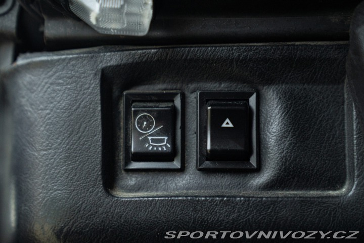 Ostatní značky Ostatní modely Land Rover DEFENDER 1985