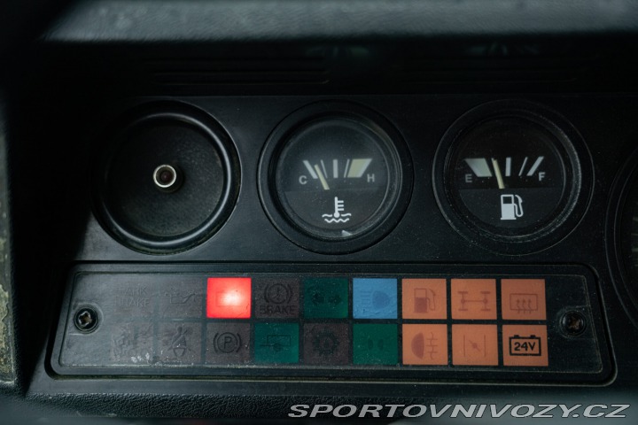 Ostatní značky Ostatní modely Land Rover DEFENDER 1985