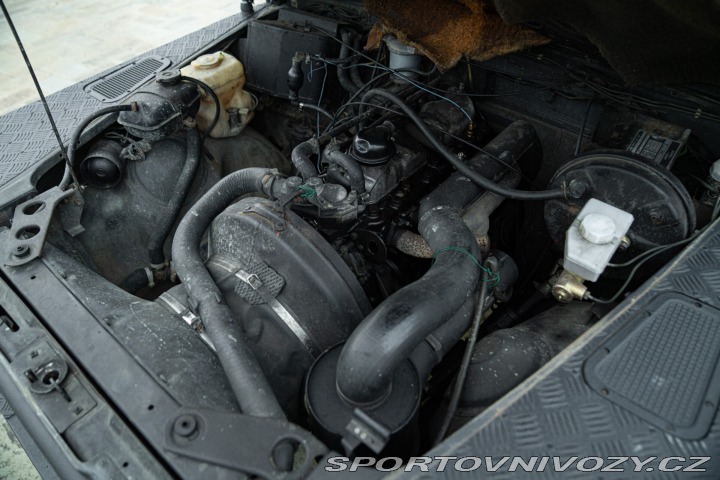 Ostatní značky Ostatní modely Land Rover DEFENDER 1985