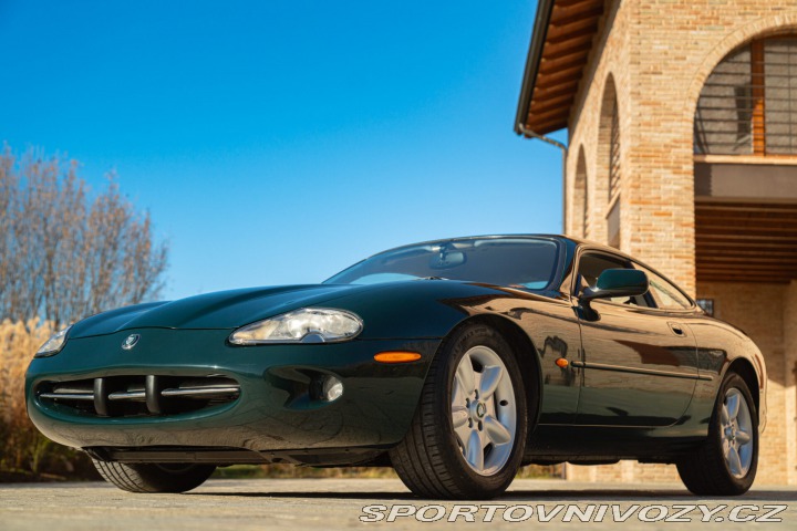 Jaguar XK8 COUPE GENTLEMEN SPEC 1998