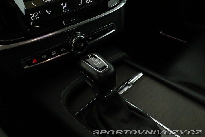 Volvo V90 Cross Country Kinetic D5 2020