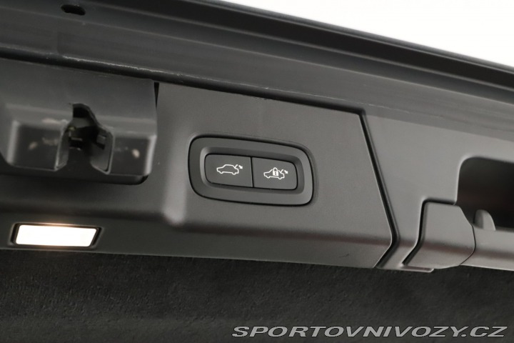 Volvo V90 Cross Country Kinetic D5 2020