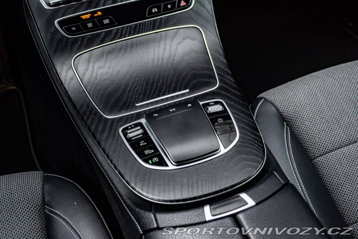 Mercedes-Benz E E220d 4Matic 143kW / AMG 2018