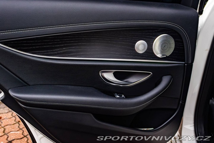 Mercedes-Benz E E220d 4Matic 143kW / AMG 2018