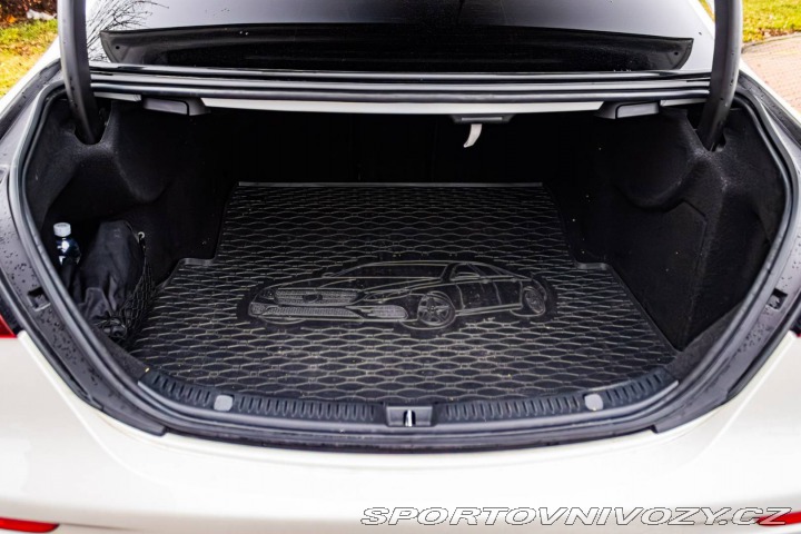 Mercedes-Benz E E220d 4Matic 143kW / AMG 2018