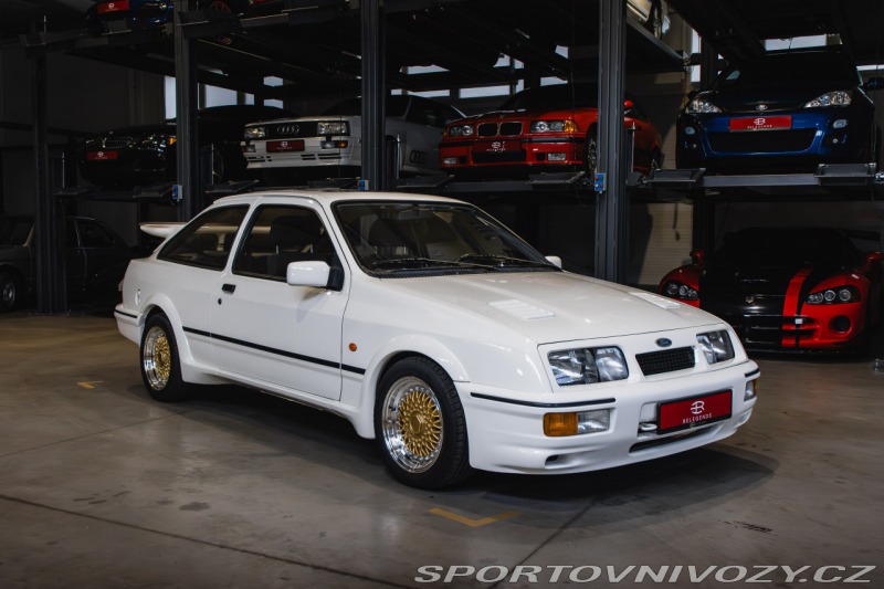 Ford Sierra RS Cosworth *Po renovaci*