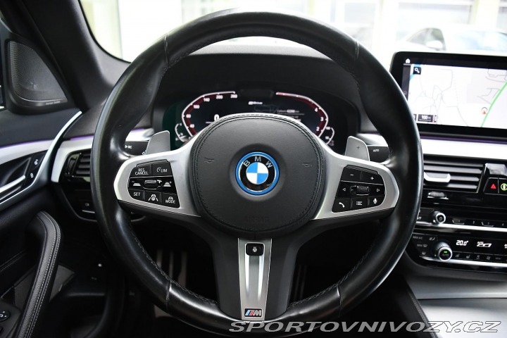 BMW 5 530e PHEV MSPORT xD HUD 9 2023
