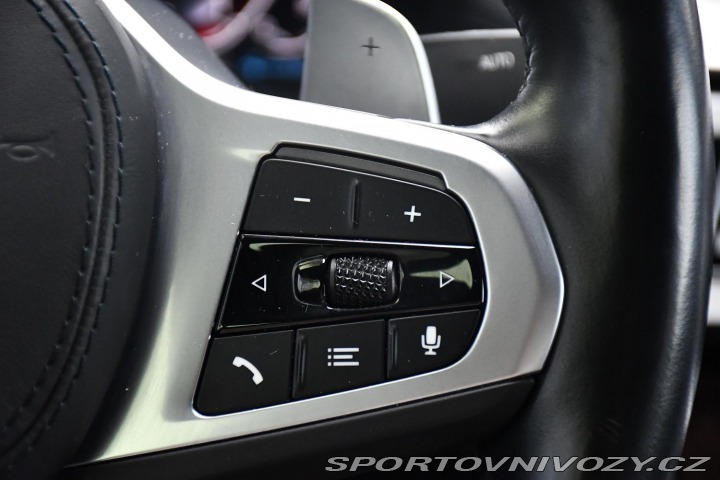 BMW 5 530e PHEV MSPORT xD HUD 9 2023