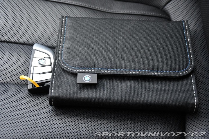 BMW 5 530e PHEV MSPORT REZERVAC 2023