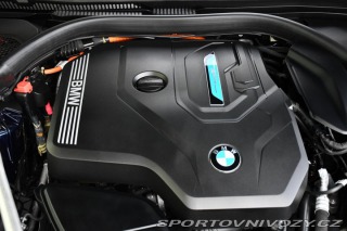 BMW 5 530e PHEV MSPORT xD HUD 9 2023