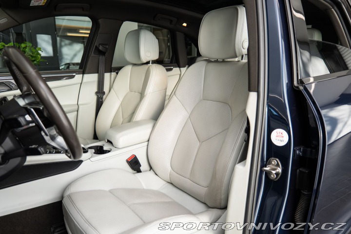 Porsche Macan S 2015