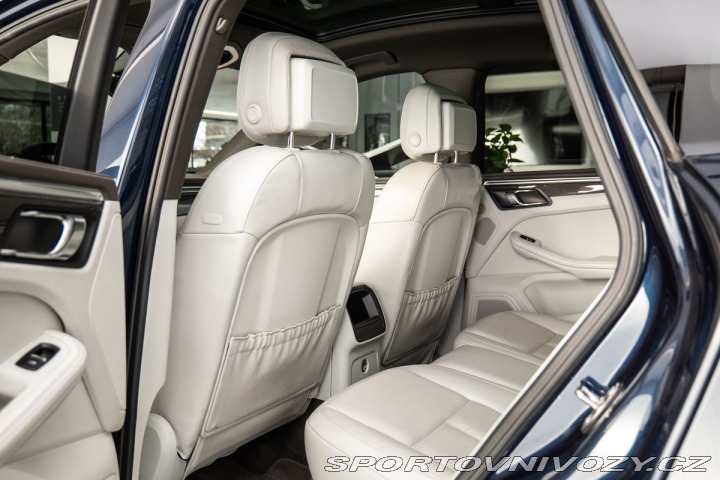 Porsche Macan S 1800