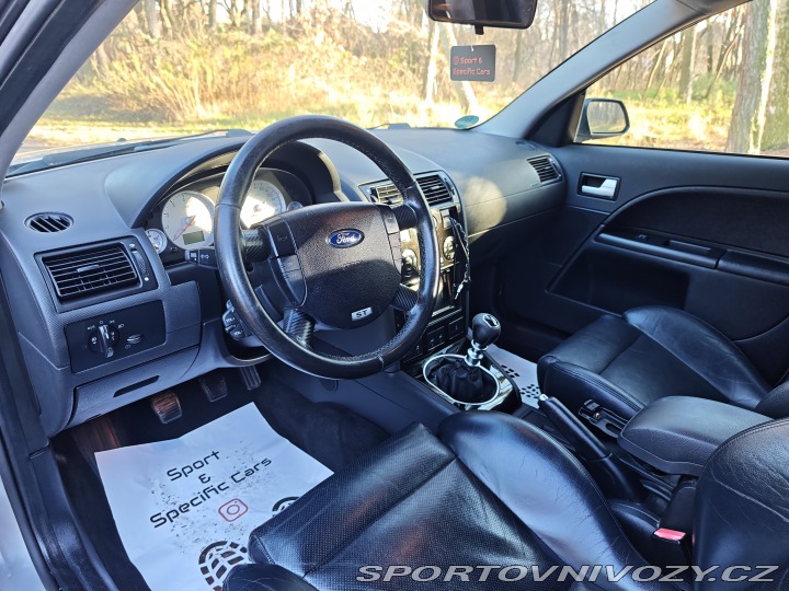 Ford Mondeo ST ST220 2002
