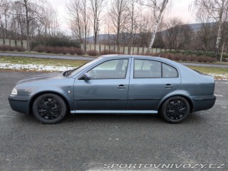 Škoda Octavia RS 1.8t AUM 2003