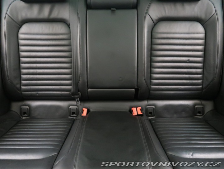Volkswagen Ostatní modely Passat Highline 2.0 BiTDI 2015