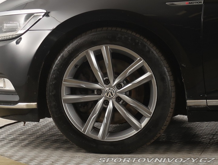 Volkswagen Ostatní modely Passat Highline 2.0 BiTDI 2015