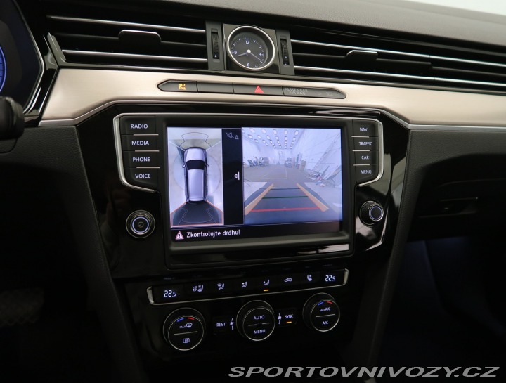 Volkswagen Ostatní modely Passat Highline 2.0 BiTDI 2015