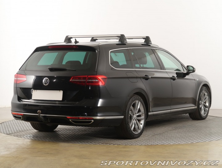 Volkswagen Ostatní modely Passat Highline 2.0 BiTDI 2015