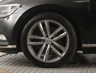 Volkswagen Ostatní modely Passat Highline 2.0 BiTDI 2015
