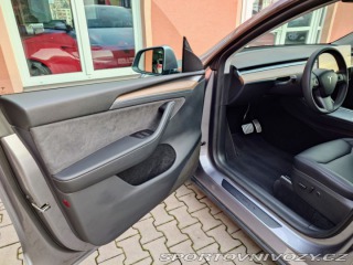 Tesla Model Y Performance - Berlín 393k 2023