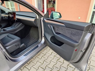 Tesla Model Y Performance - Berlín 393k 2023