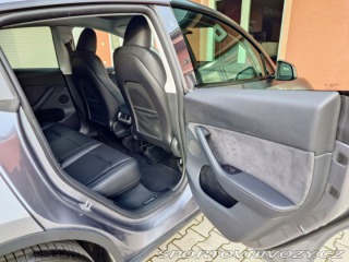 Tesla Model Y Performance - Berlín 393k 2023