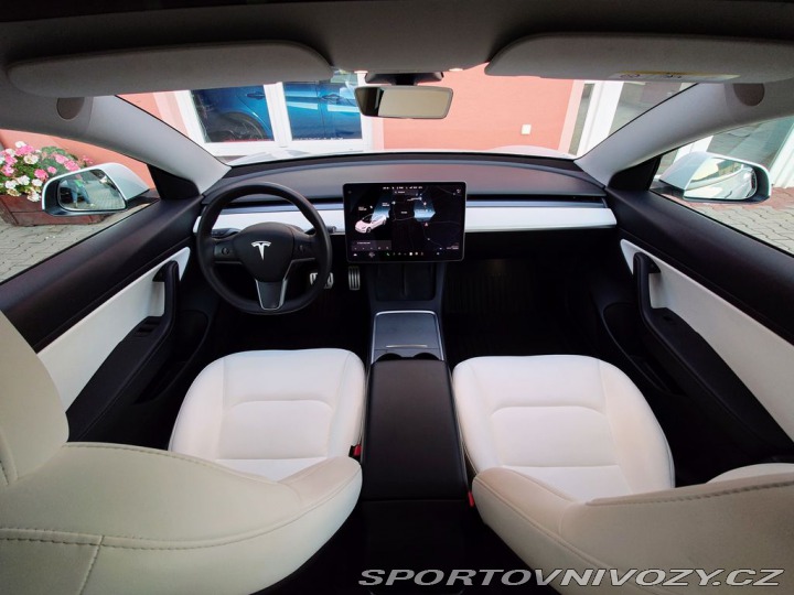 Tesla Model 3 DUAL MOTOR PERFORMANCE AW 2021