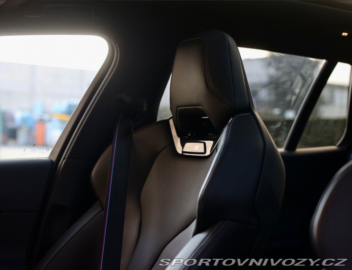 BMW 5 Touring  550e  xDrive | M 2025