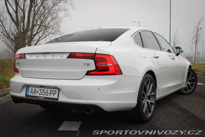Volvo S90 2.0 187kw / FINANCOVANIE 2017