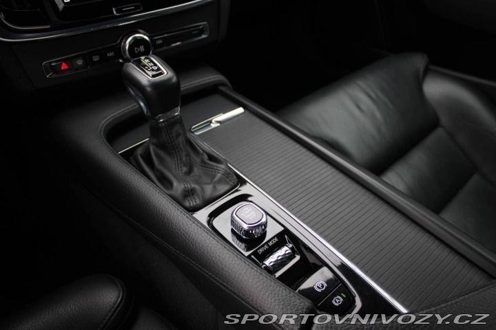 Volvo S90 2.0 187kw / FINANCOVANIE 2017