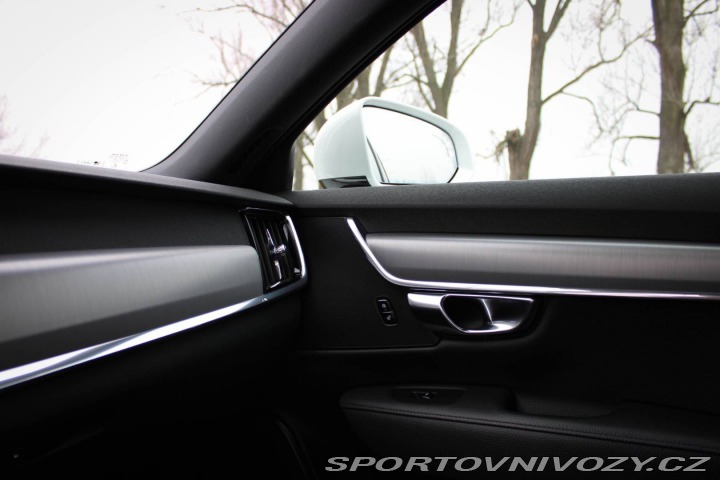 Volvo S90 2.0 187kw / FINANCOVANIE 2017