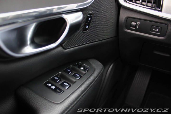 Volvo S90 2.0 187kw / FINANCOVANIE 2017