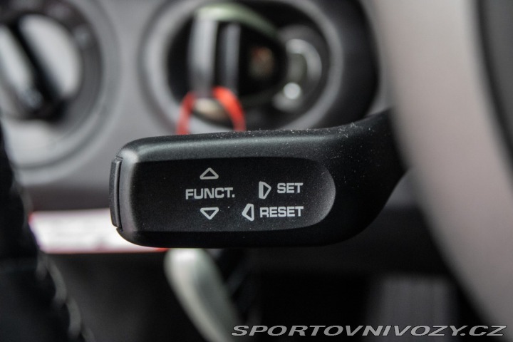 Porsche 911 Carrera 3.6 tiptronic 2004