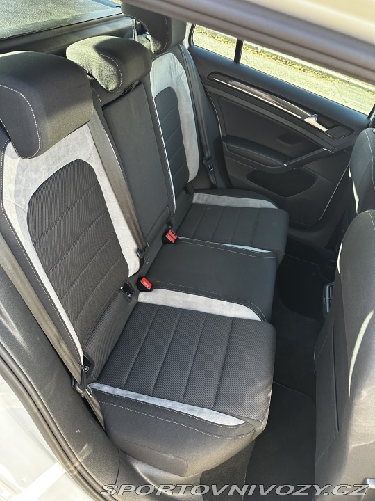 Volkswagen Golf Variant R VII 2015