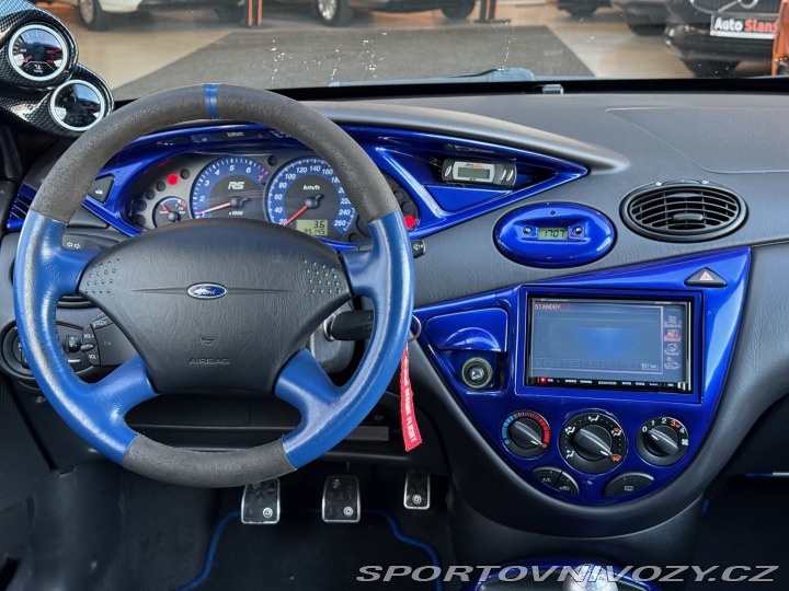 Ford Focus RS Ford Focus 2,0 RS MK1 85t 2004