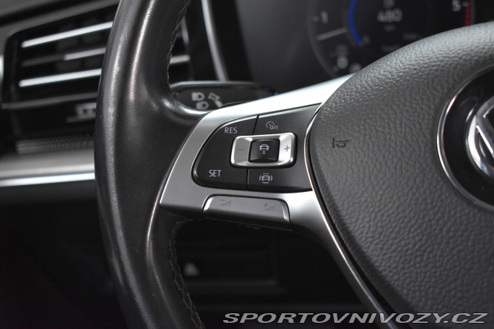 Volkswagen Ostatní modely Touareg 3.0 TDI R-LINE*TAŽNÉ*WEBA 2019
