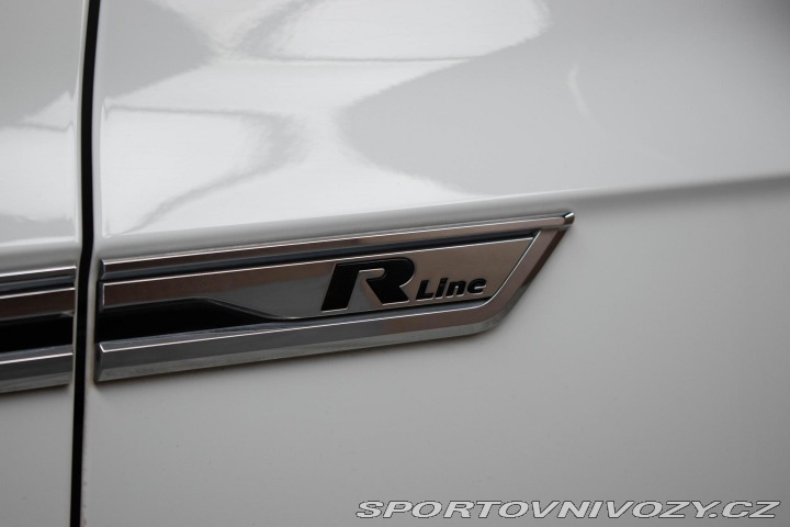 Volkswagen Ostatní modely Touareg 3.0 TDI R-LINE*TAŽNÉ*WEBA 2019