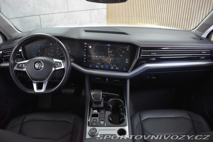 Volkswagen Ostatní modely Touareg 3.0 TDI R-LINE*TAŽNÉ*WEBA 2019