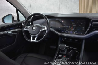 Volkswagen Ostatní modely Touareg 3.0 TDI R-LINE*TAŽNÉ*WEBA 2019