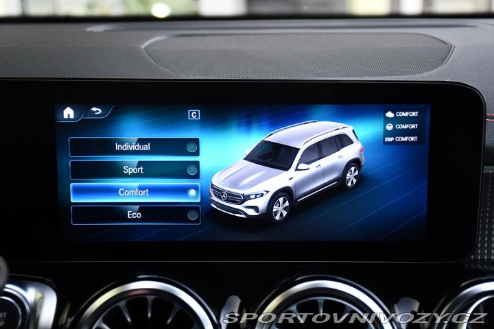 Mercedes-Benz Ostatní modely EQB 300 AMG 4MATIC 13tis.KM 9 2024