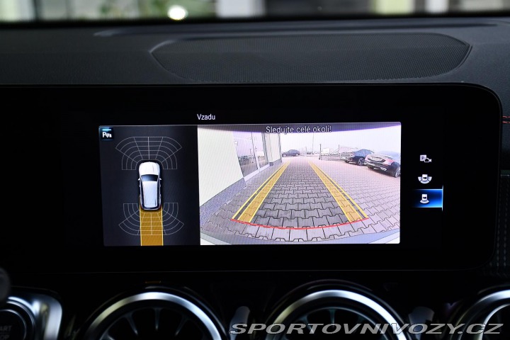 Mercedes-Benz Ostatní modely EQB 300 AMG 4MATIC 13tis.KM 9 2024