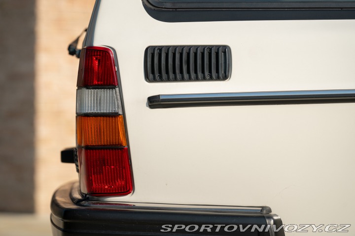 Volvo Ostatní modely 240 GLE Injection 1989