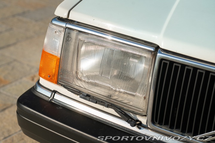 Volvo Ostatní modely 240 GLE Injection 1989