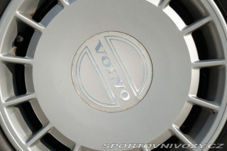 Volvo Ostatní modely 240 GLE Injection 1989