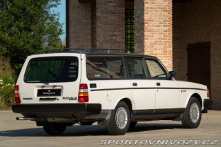 Volvo Ostatní modely 240 GLE Injection 1989